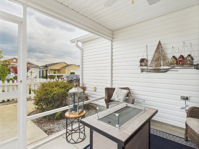 Building Photo - Furnished Rental with Golf Cart Included!