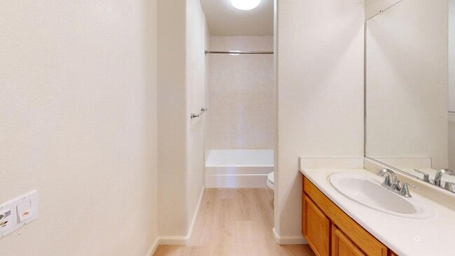 Building Photo - Bright 2 Bed + 2.5 Bath Home | 1,500 Sq Ft | Garage | Prime Novato Location