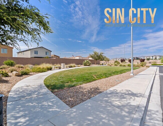 Building Photo - "Spacious 4-Bedroom Oasis with 2.5 Baths i...