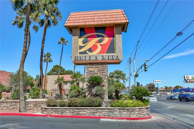 Building Photo - 5240 Indian River Dr