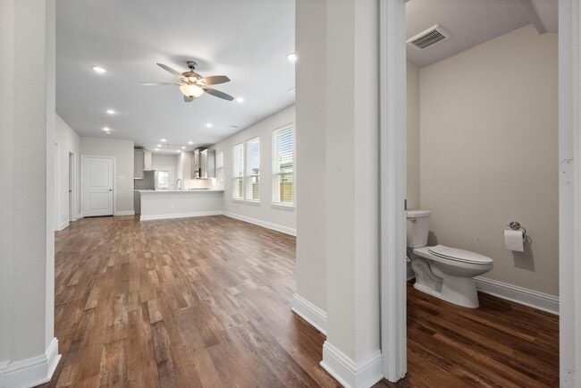 Building Photo - 10838 Downy Cup Dr