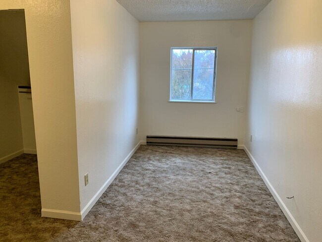 Building Photo - Pederson-PM-020-0122-337