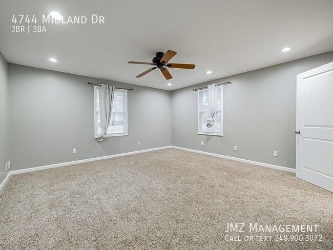 Building Photo - 4744 Midland Dr