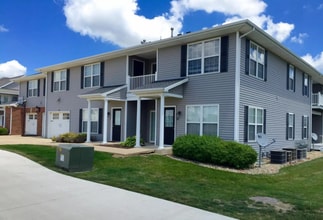 Building Photo - 103 Portsmouth Ln