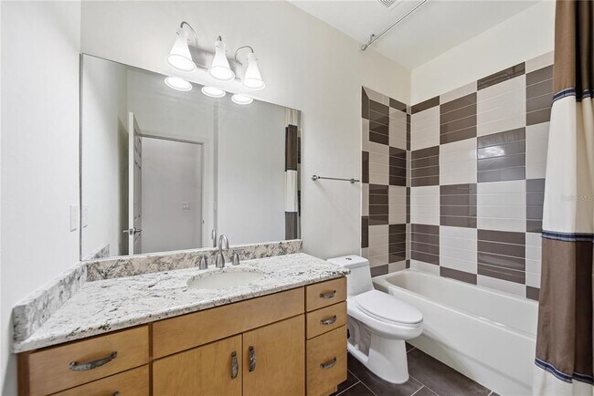 Building Photo - 19238 Climbing Aster Dr