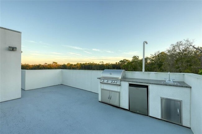 Building Photo - 7608 Antilla St