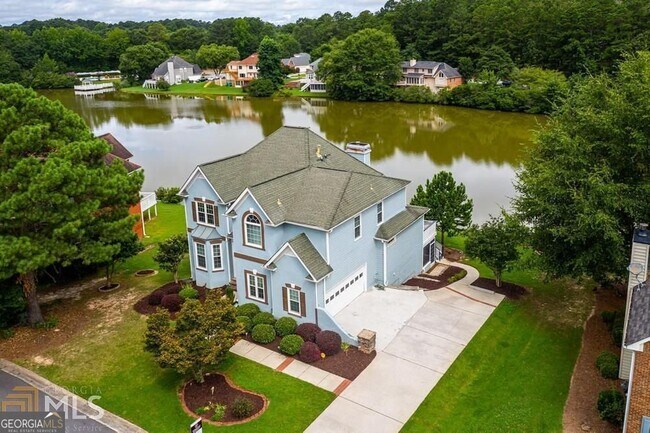 Building Photo - 225 Heritage Lake Dr