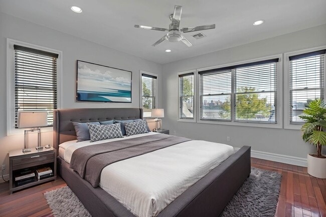 Building Photo - 52B Myrtle Ave MYRTLE Ave