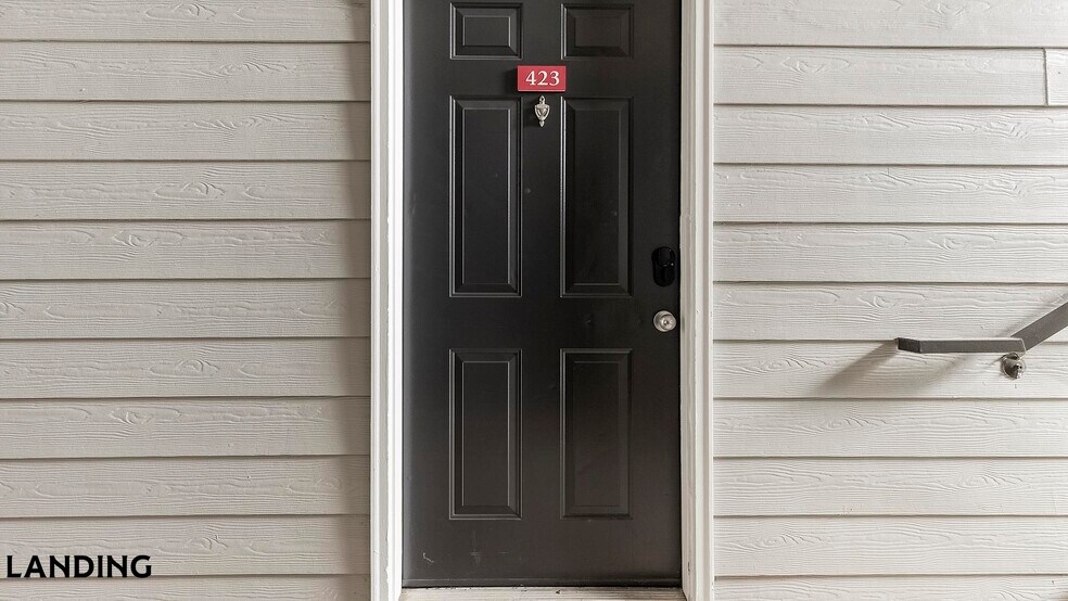 Building Photo - 9835 Fredericksburg Rd