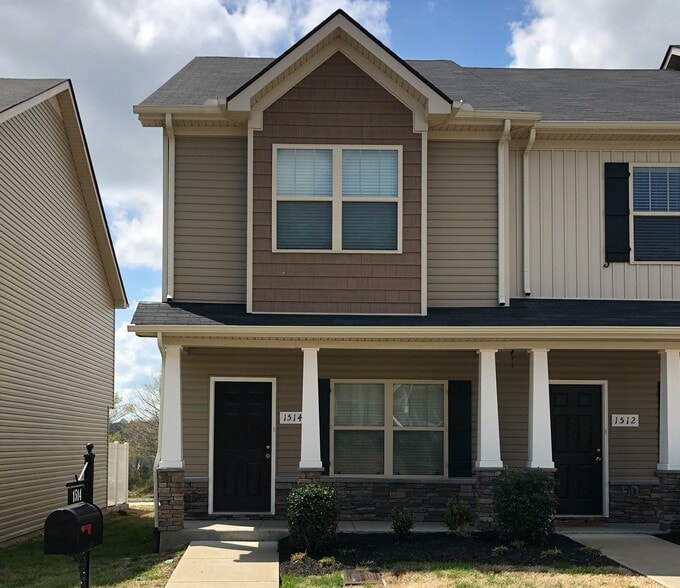 Building Photo - 1514 Sprucedale Dr