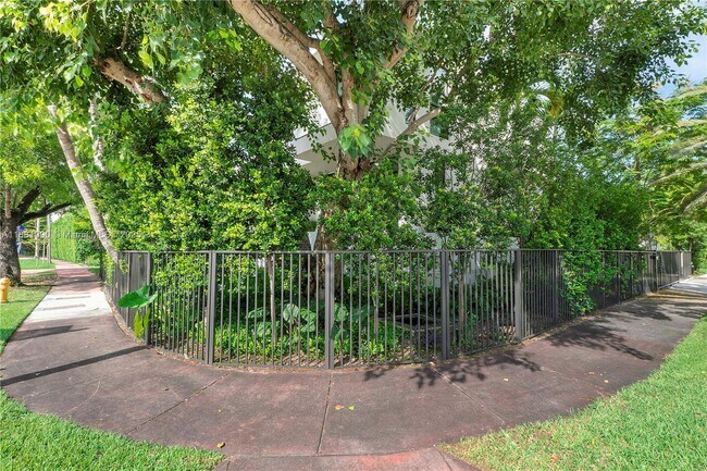 Building Photo - 4364 Alton Rd