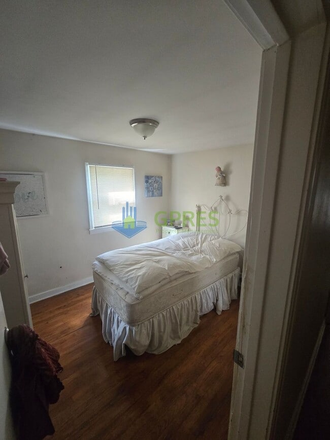 Building Photo - 417 Vogel Dr