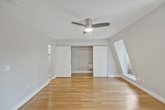 Building Photo - 1339 Riggs St NW