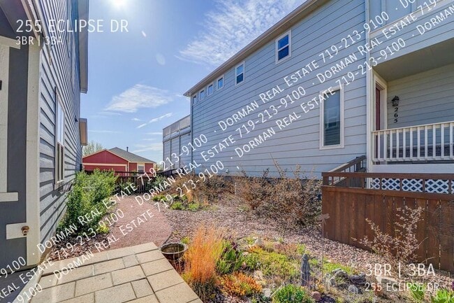 Building Photo - 255 Eclipse Dr