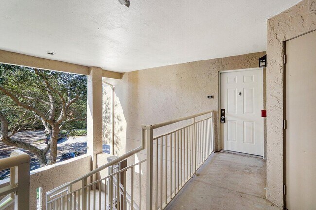Building Photo - 1825 Palm Cove Blvd