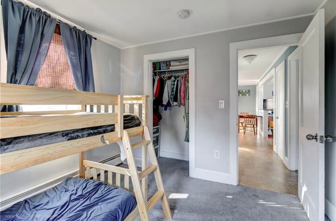 Building Photo - 29 Sherwood Rd