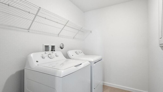 Building Photo - 10761 NW Everbreeze Dr