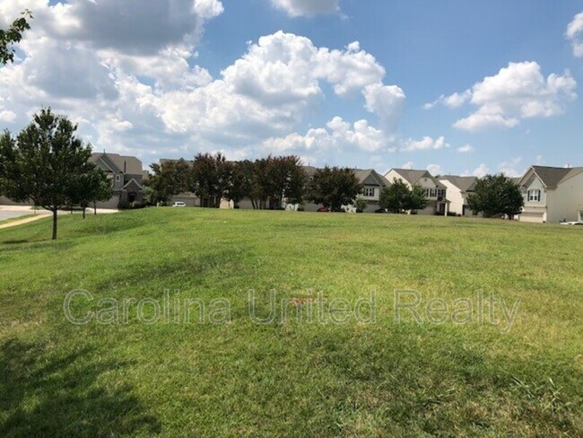 Building Photo - 6538 Portland Rose Ln