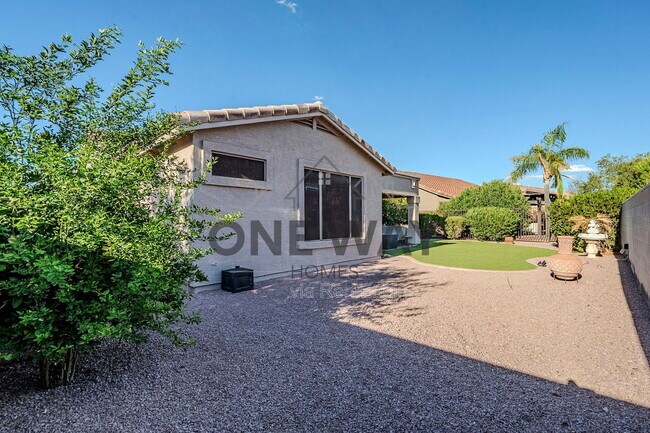 Building Photo - 4269 E Cassia Ln