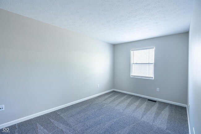 Building Photo - 1362 S Talbott St