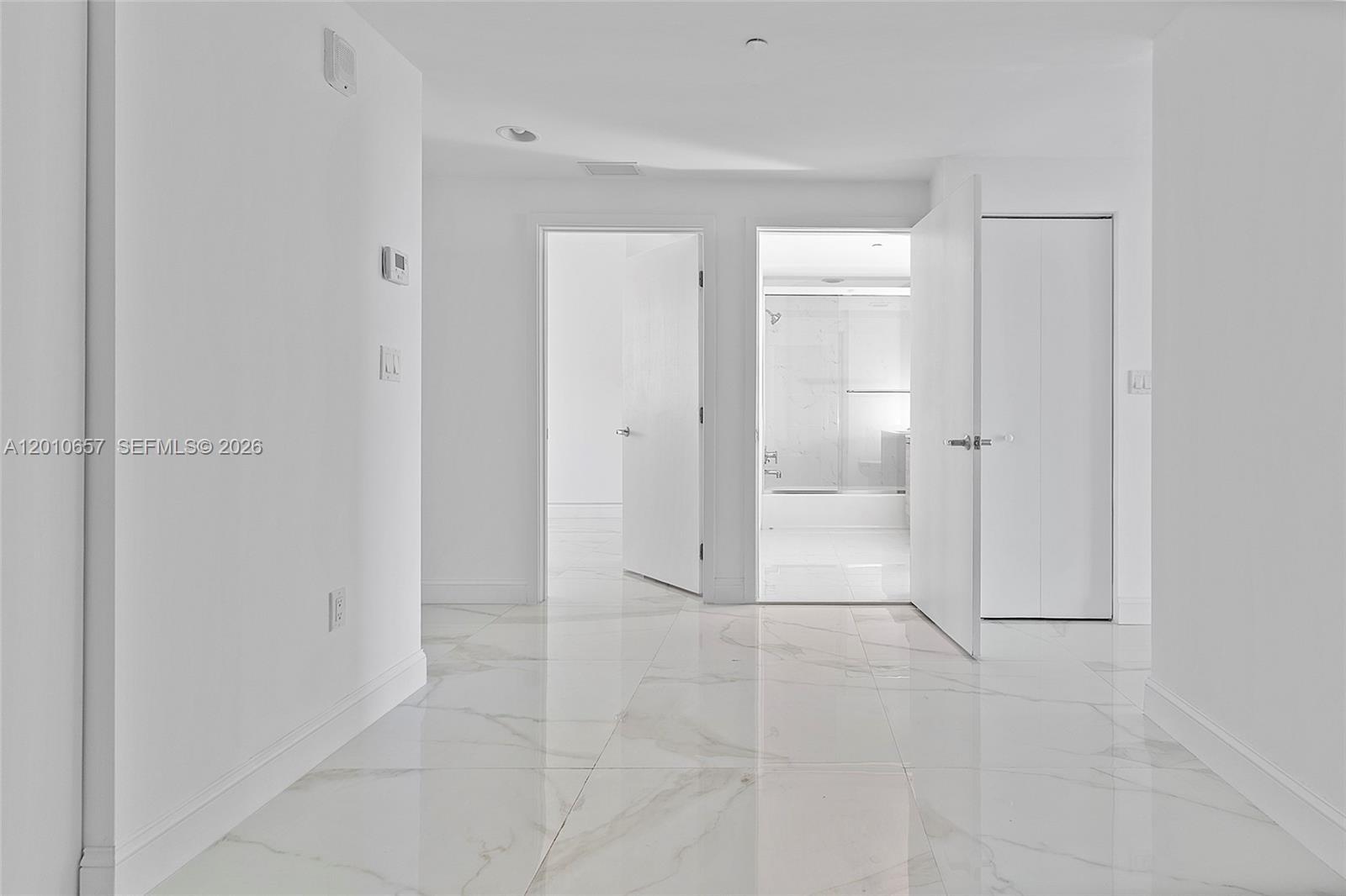 Building Photo - 16385 Biscayne Blvd