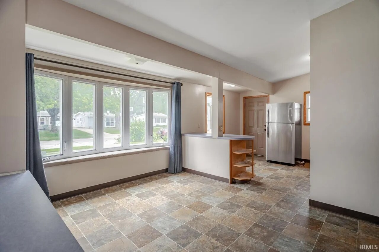 Building Photo - 2516 Oxford St