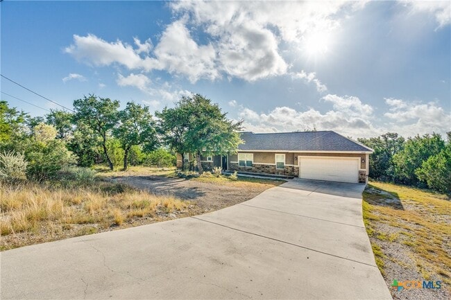 Building Photo - 1131 Rocky Ridge Loop