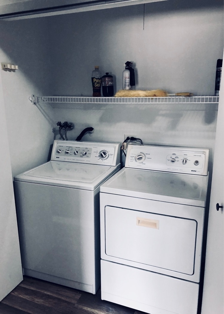 Washer/Dryer - 6026 Kit Carson Dr