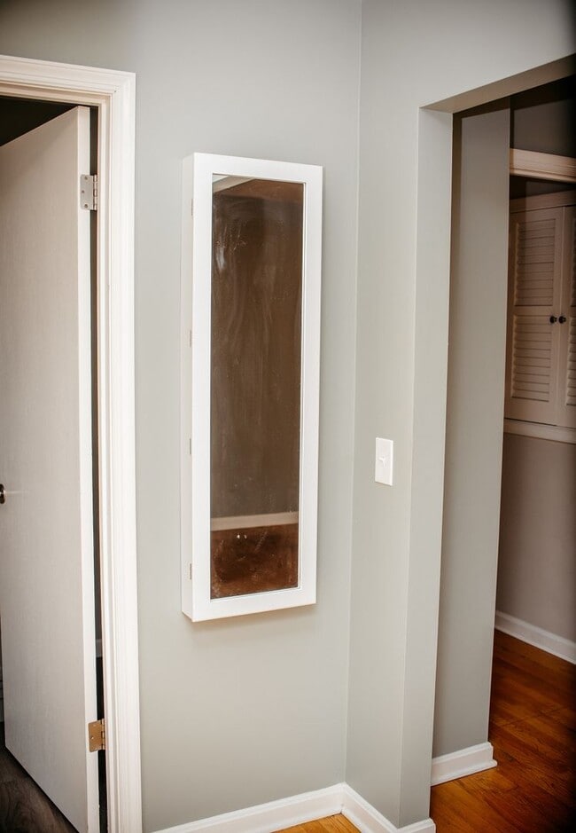 Building Photo - 1449 Jill Dr