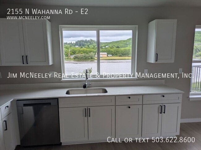 Building Photo - 2155 N Wahanna Rd
