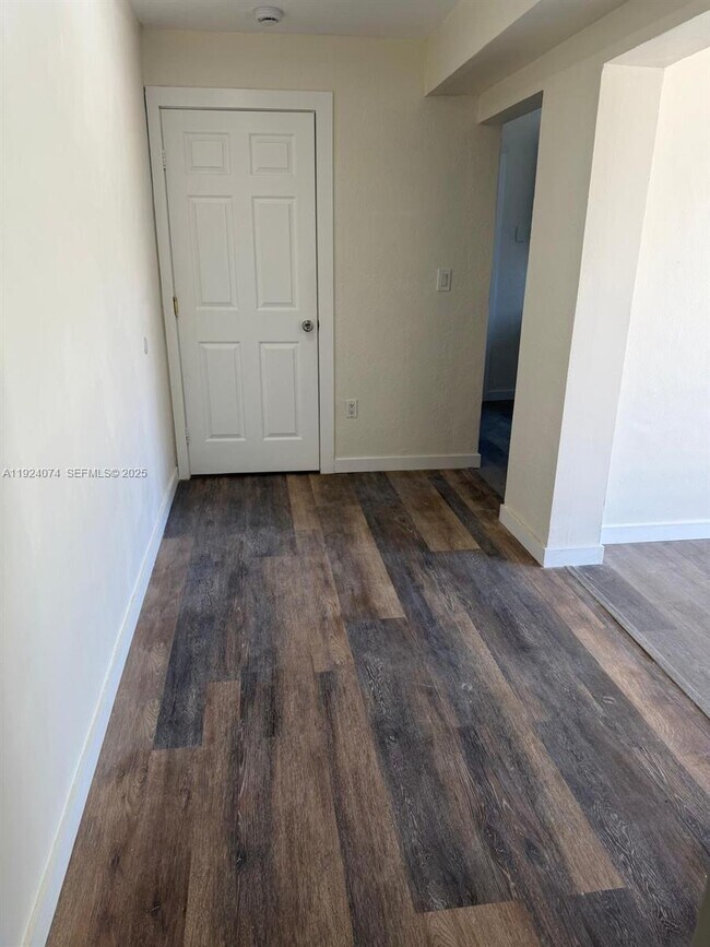 Building Photo - 19810 Holiday Rd