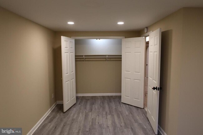 Building Photo - 11202 TROY Rd