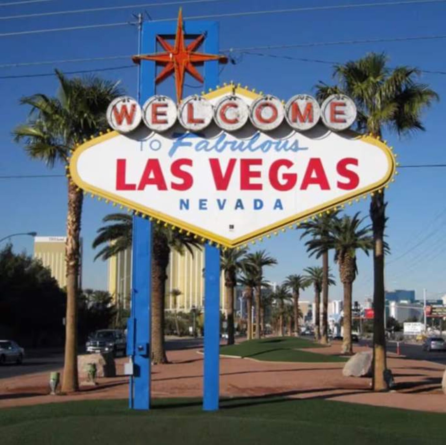 Building Photo - 145 E Harmon Ave