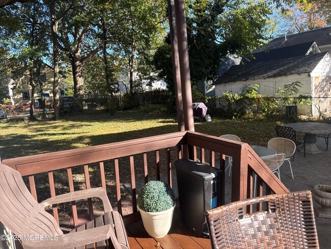 Building Photo - 340 Myrtle Ave