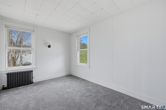 Building Photo - 45 Dunham St