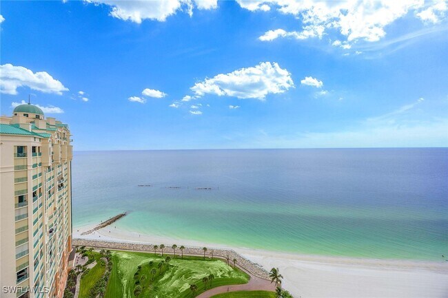 Building Photo - 940 Cape Marco Dr