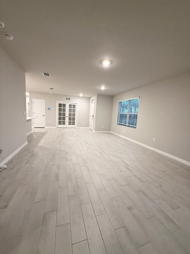 Building Photo - New Villa in Sea Cove