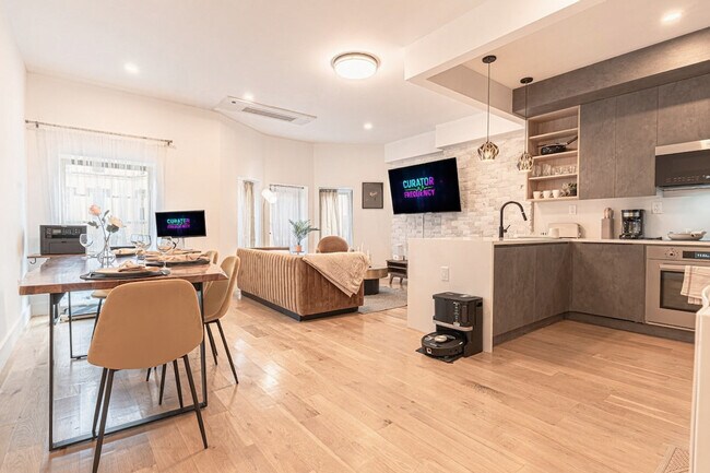 Building Photo - 233 Covert St.