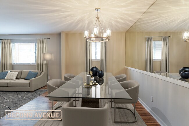 Building Photo - 325 16th Ave SW