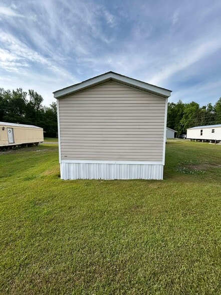 Building Photo - 112 Briarcreek Ln