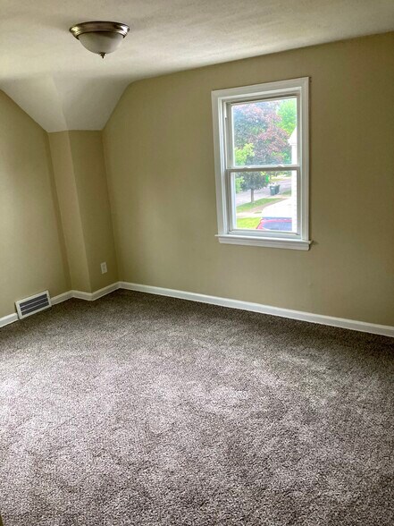 Bedroom 2 - 1121 Winston Rd