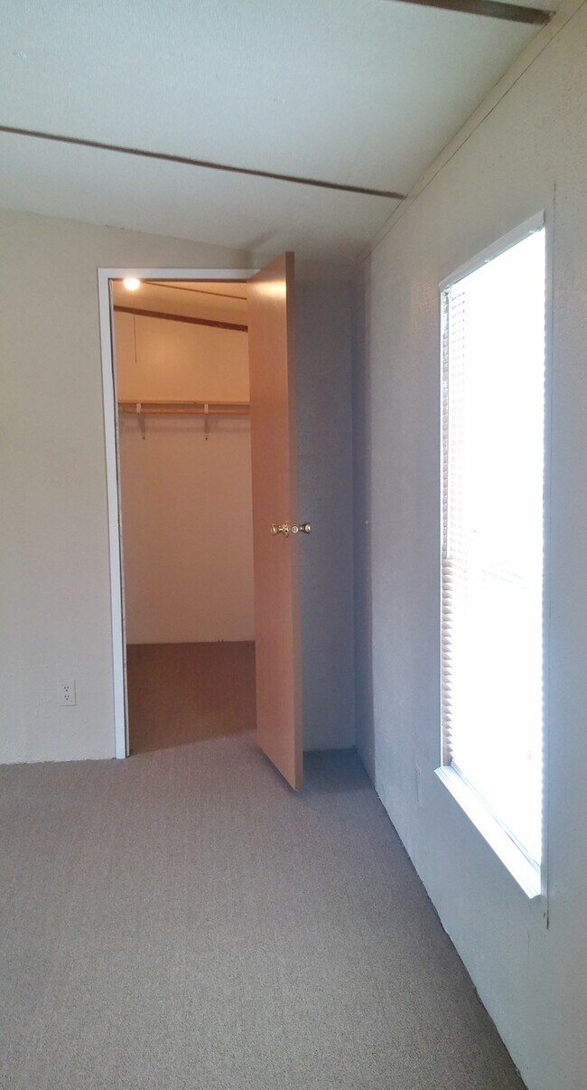 Building Photo - Little Cypress -Mauriceville