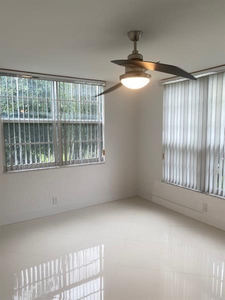 Building Photo - 3090 N Course Dr