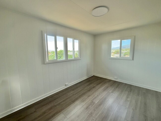 Building Photo - 357 Hilu Pl