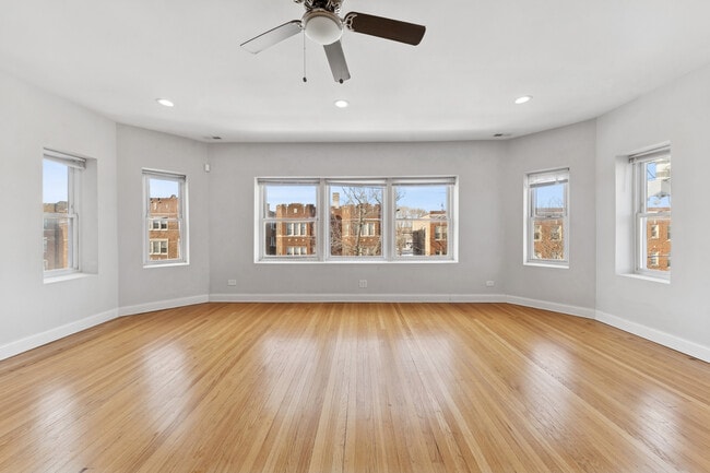 Building Photo - 7515 S Essex Ave