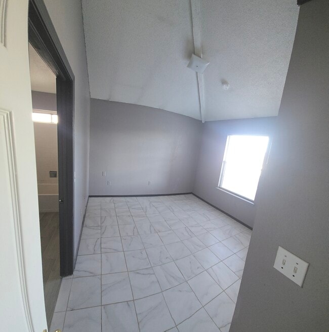 Building Photo - 14509 Encantado Dr