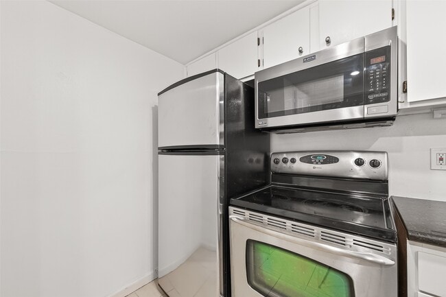 Building Photo - 14707 Barryknoll Ln