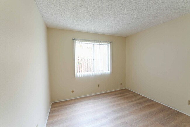 Building Photo - 1825Wilc