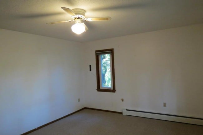 Building Photo - 722 Highland