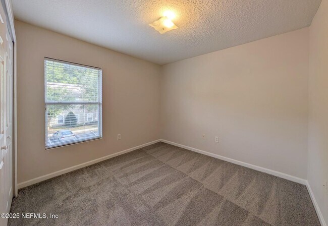 Building Photo - 6076 Maggies Cir